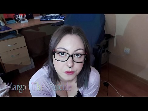 ❤️ Moza sexy con lentes chupa un consolador profundamente ante a cámara ❤ Vídeo de puta  na pornografía gl.porngifmag.ru ❌