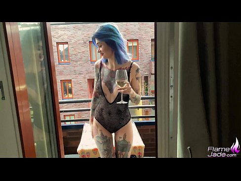 ❤️ Tremenda nena chupando dun trago e fodendo apaixonadamente baixo o ceo aberto ❤ Vídeo de puta  na pornografía gl.porngifmag.ru ❌